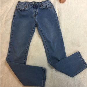 Forever 21 light wash denim skinny jeans